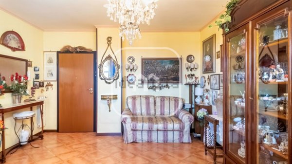 appartamento in vendita a Roma in zona Vitinia