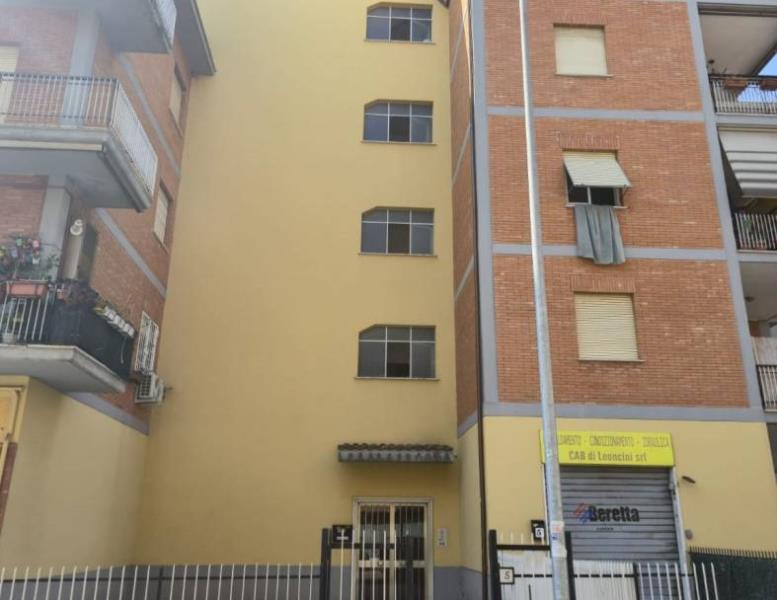 appartamento in vendita a Roma in zona Torre Maura