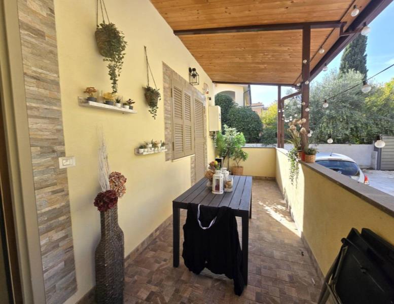 appartamento in vendita a Roma in zona Appio Claudio