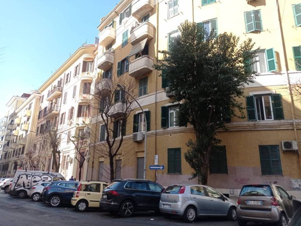 negozio in vendita a Roma
