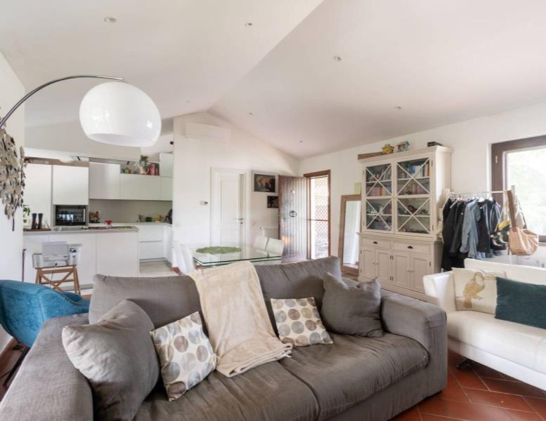casa indipendente in vendita a Roma in zona Acilia