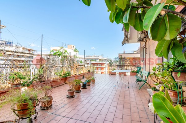 appartamento in vendita a Roma in zona Appio Claudio