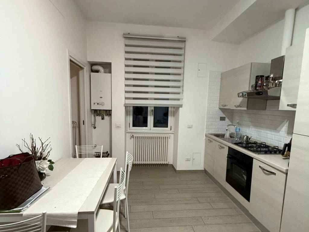 appartamento in vendita a Roma in zona Tuscolano