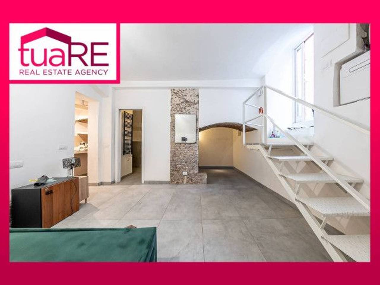 appartamento in vendita a Roma in zona Trevi-Colonna