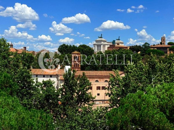 appartamento in vendita a Roma in zona Trastevere