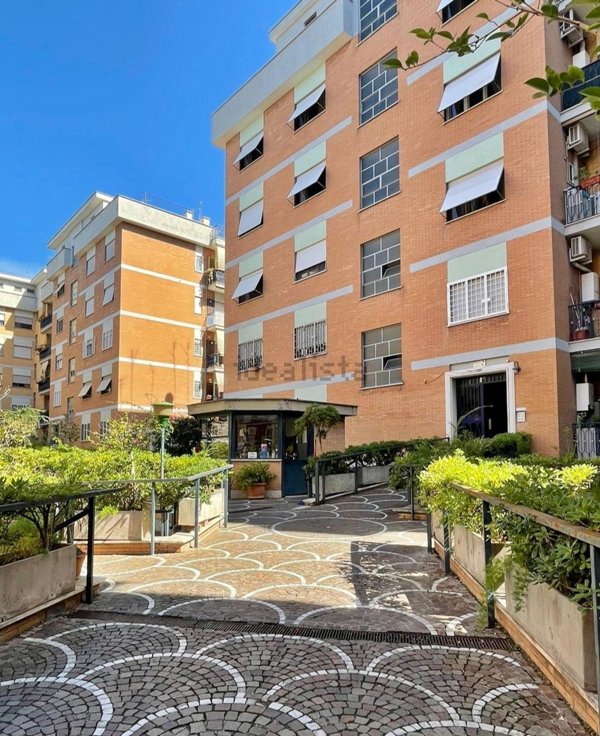 appartamento in vendita a Roma in zona Collatino