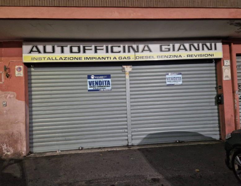 locale commerciale in vendita a Roma in zona Portuense