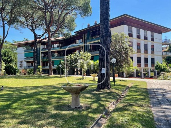 appartamento in vendita a Roma in zona Appio Claudio