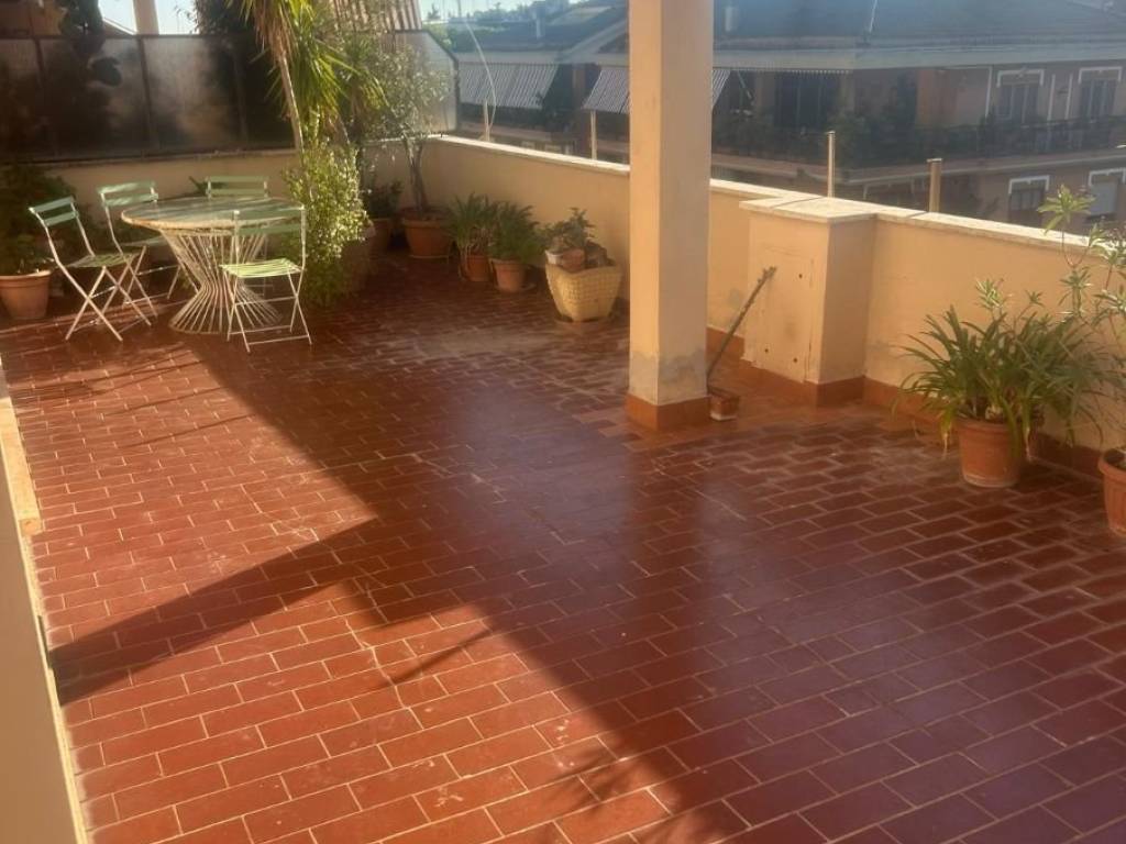 appartamento in vendita a Roma in zona Gianicolense