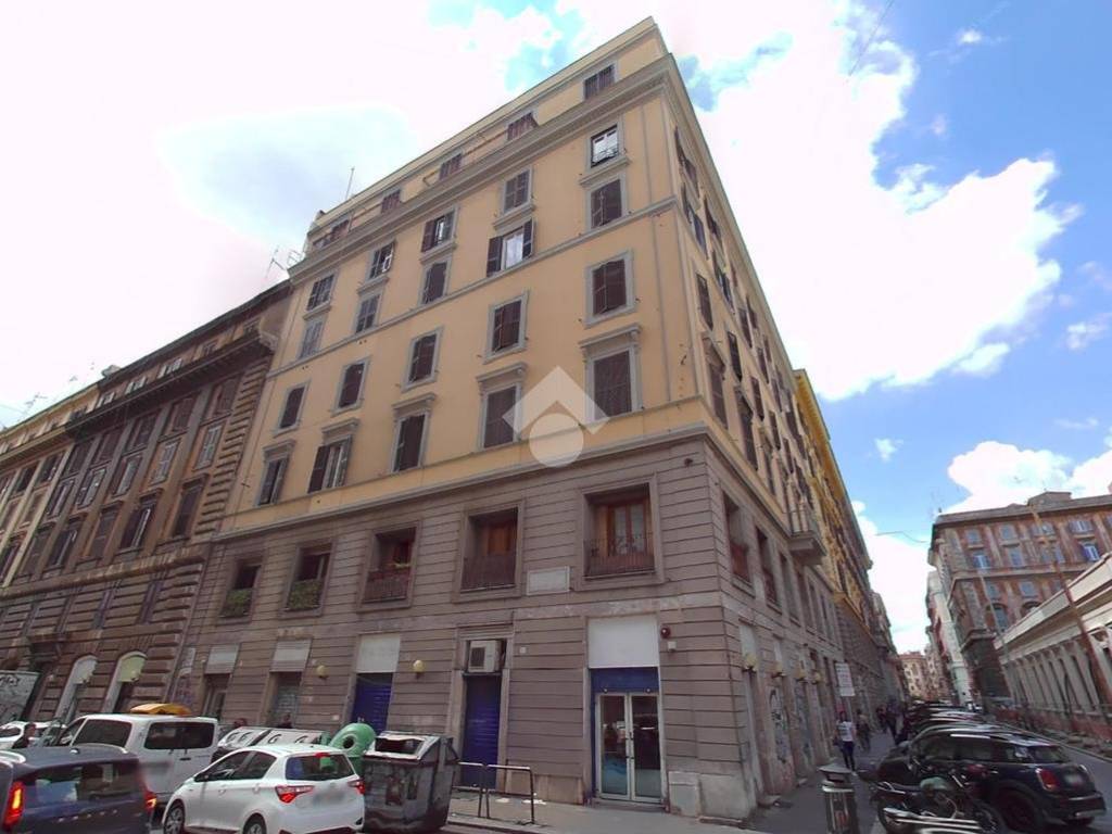 appartamento in vendita a Roma in zona Esquilino