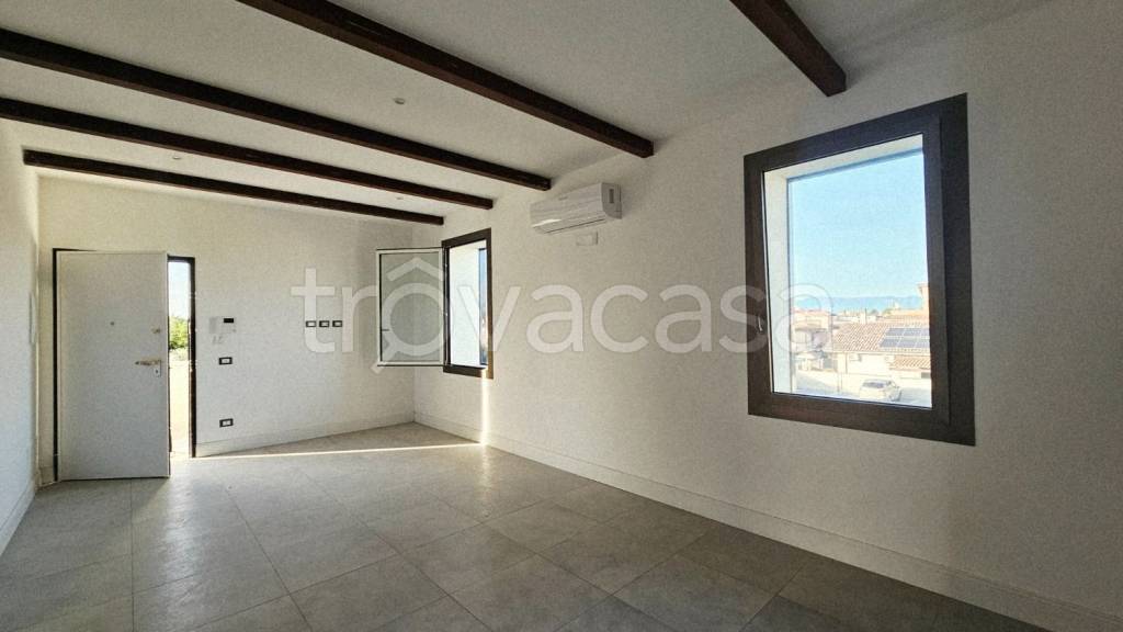 appartamento in vendita a Roma in zona Borghesiana