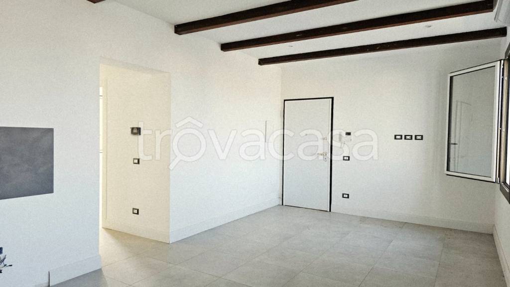 appartamento in vendita a Roma in zona Borghesiana