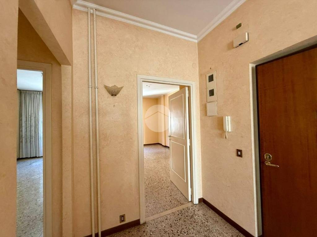 appartamento in vendita a Roma in zona Ostiense