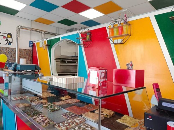 negozio in vendita a Roma in zona Appio Claudio