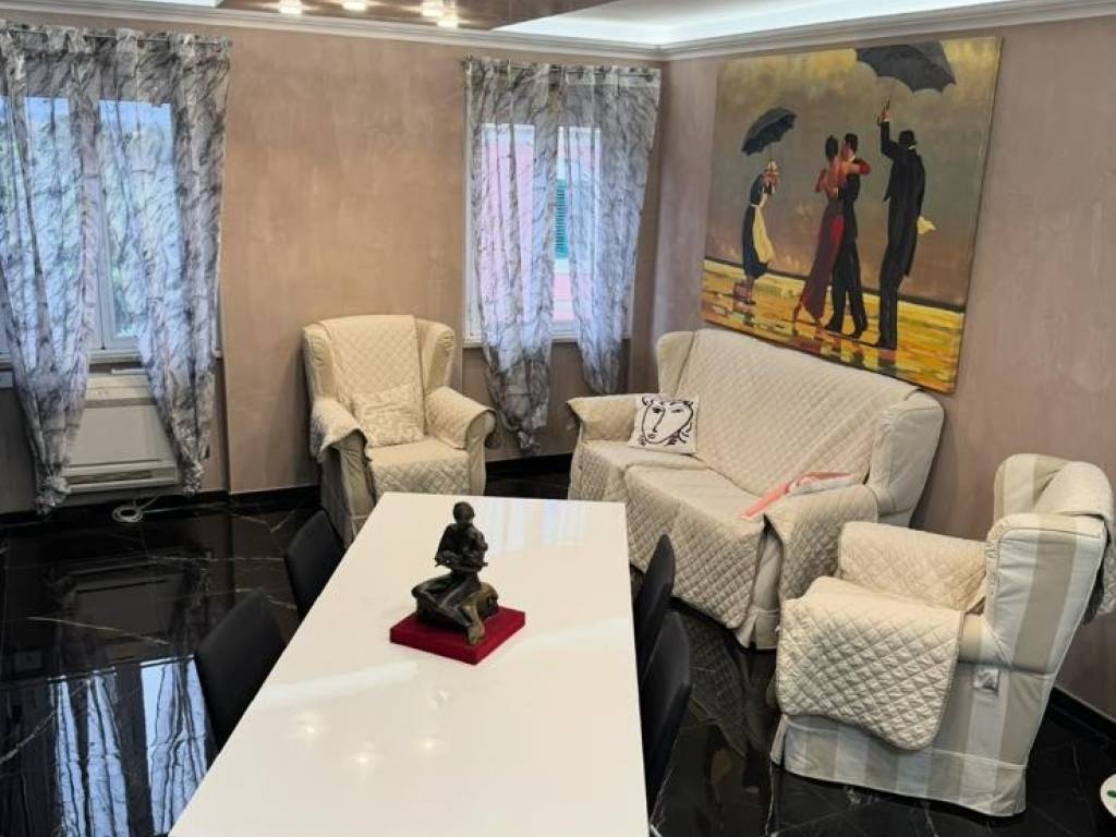 appartamento in vendita a Roma in zona Castelverde