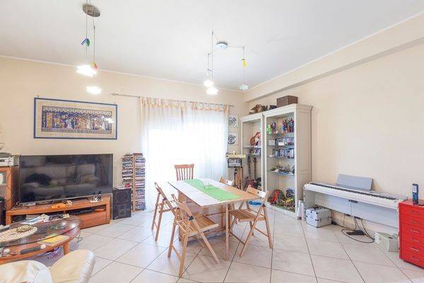 appartamento in vendita a Roma in zona Romanina