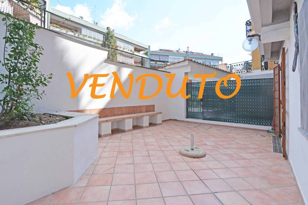 appartamento in vendita a Roma in zona Aurelio