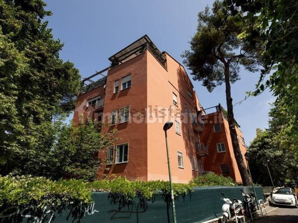 appartamento in vendita a Roma in zona Tor di Quinto