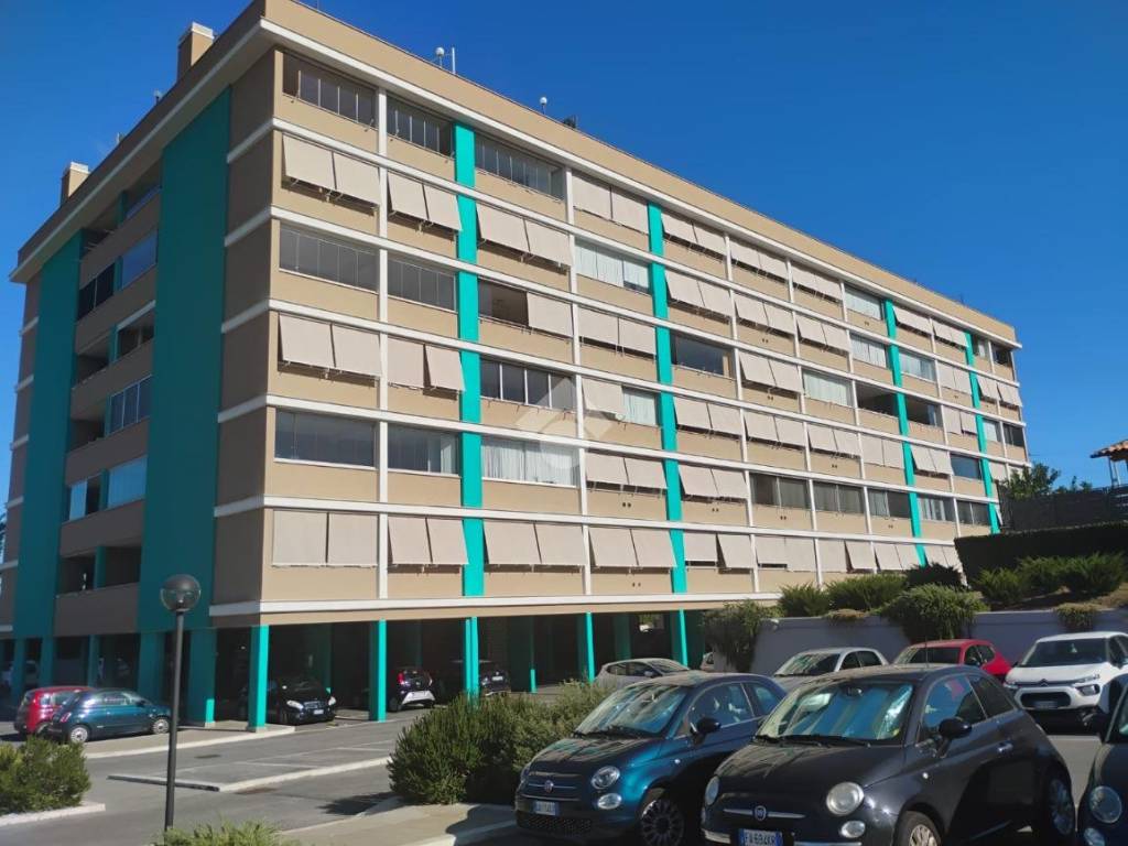 appartamento in vendita a Roma in zona Torre Maura