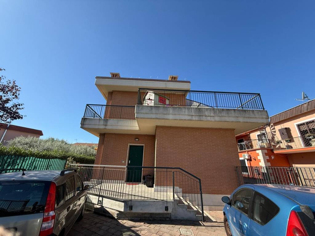 appartamento in vendita a Roma in zona Tor Vergata/Torrenova