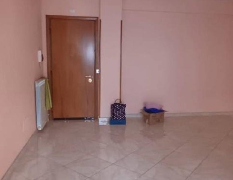 appartamento in vendita a Roma in zona Torre Angela