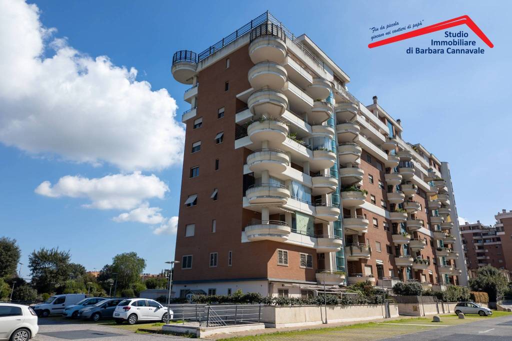appartamento in vendita a Roma in zona Acilia