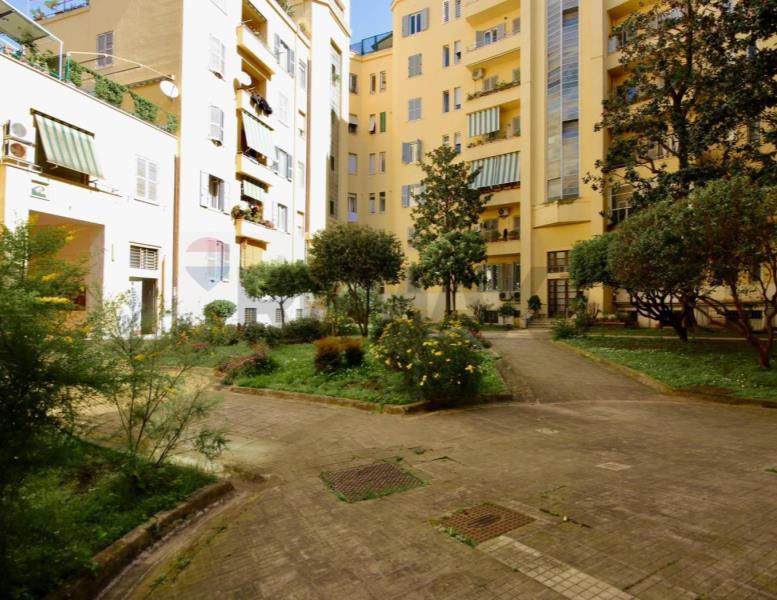 appartamento in vendita a Roma in zona Tuscolano