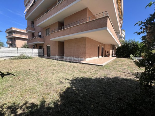 casa indipendente in vendita a Roma in zona Ponte di Nona