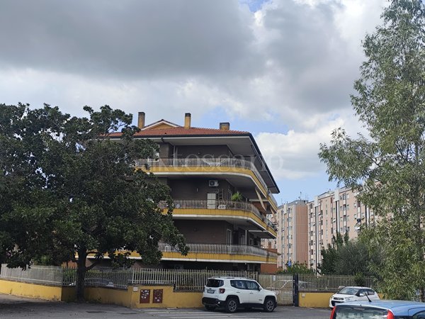 casa indipendente in vendita a Roma in zona Tor de' Cenci