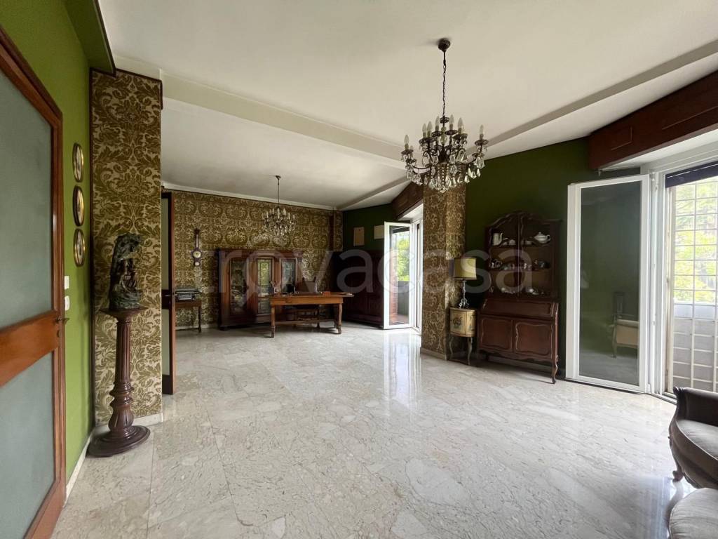 appartamento in vendita a Roma in zona Ostiense