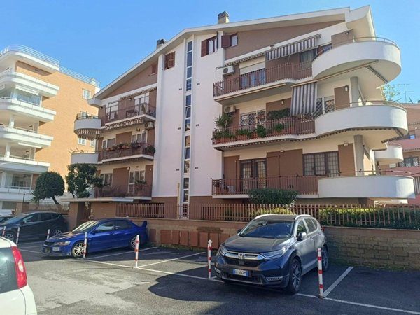 negozio in vendita a Roma