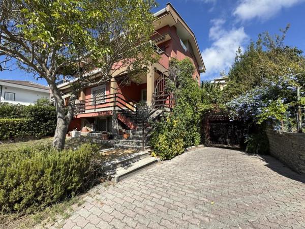 casa indipendente in vendita a Roma in zona Axa