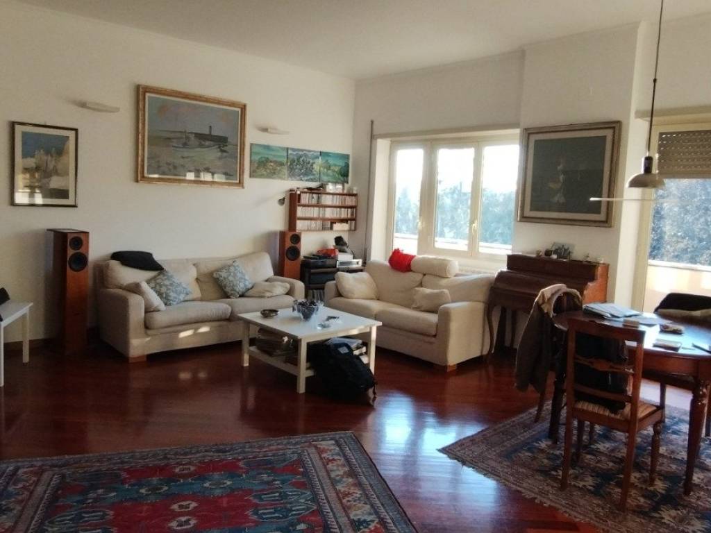 appartamento in vendita a Roma in zona Tor di Quinto