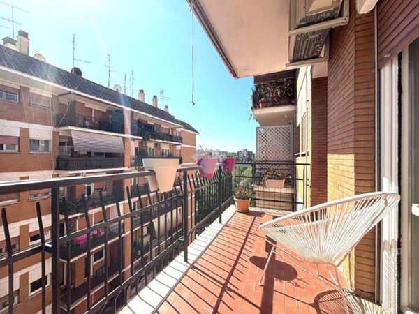 appartamento in vendita a Roma in zona Monte Sacro/Talenti