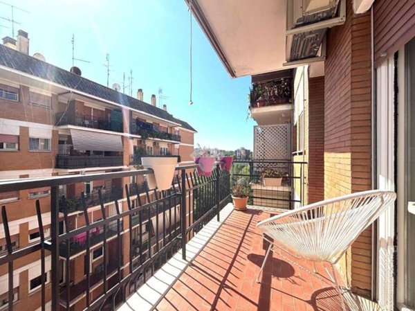 appartamento in vendita a Roma in zona Monte Sacro/Talenti