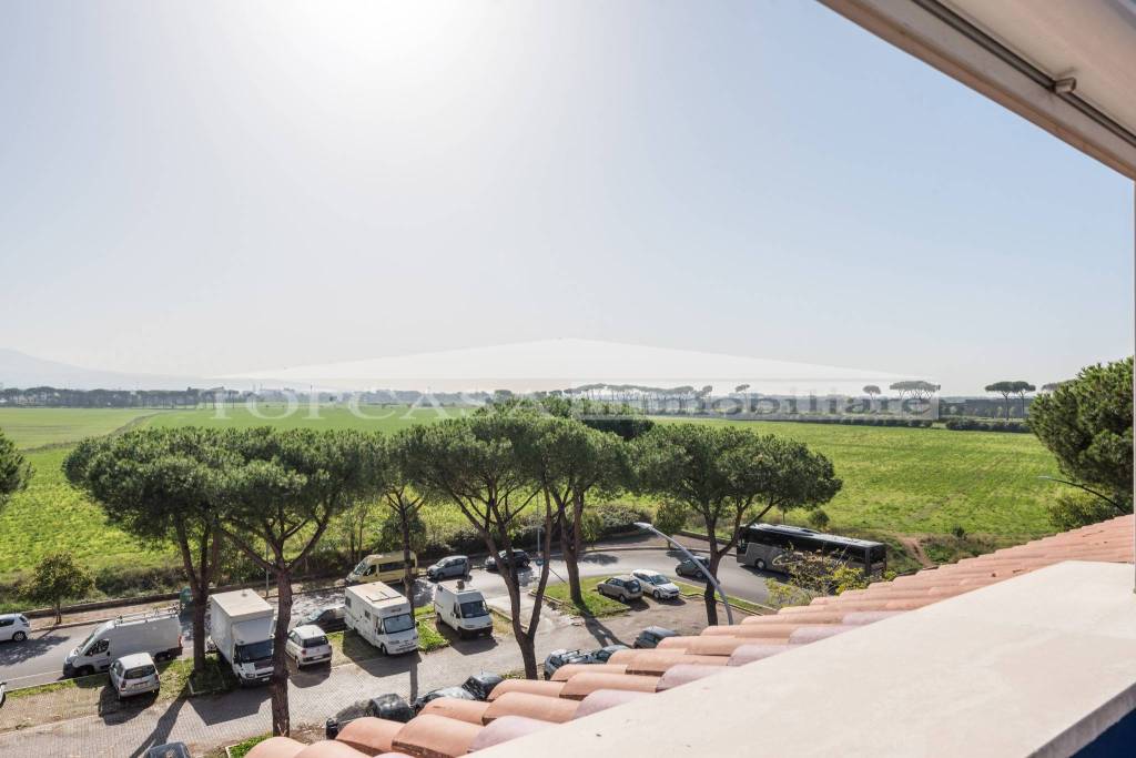 appartamento in vendita a Roma in zona Appio Claudio