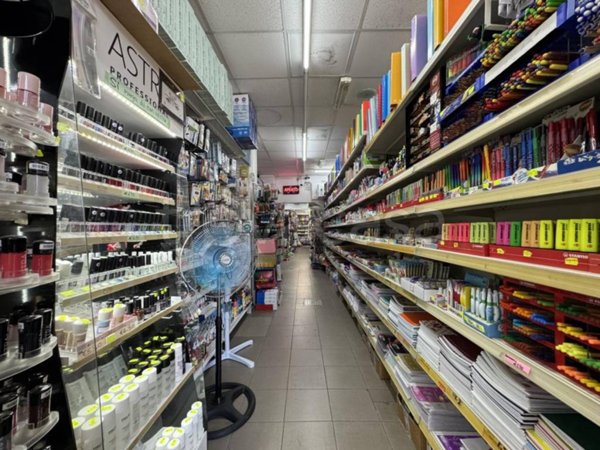 negozio in vendita a Roma in zona Colle del Sole