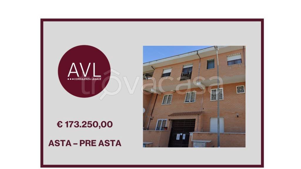 appartamento in vendita a Roma in zona Acilia