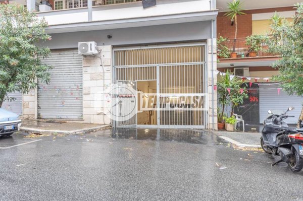 locale di sgombero in vendita a Roma in zona Collatino