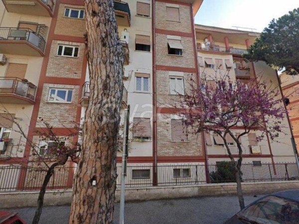 appartamento in vendita a Roma in zona Ostia