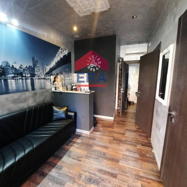 trivano in vendita a Roma in zona Appio Claudio