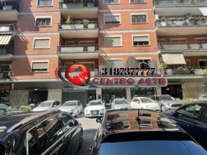appartamento in vendita a Roma in zona Tuscolano