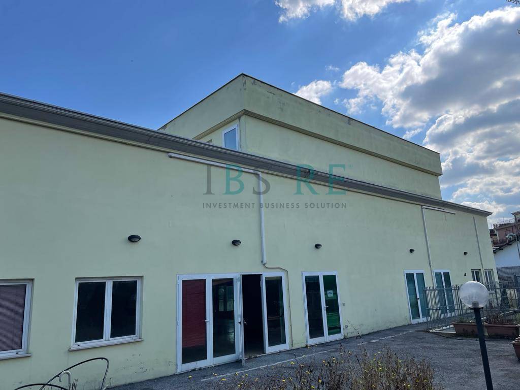 intera palazzina in vendita a Roma in zona Torre Gaia