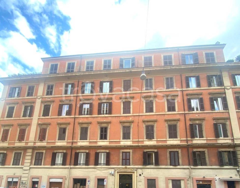 appartamento in vendita a Roma in zona Esquilino