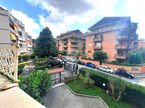 appartamento in vendita a Roma in zona Monte Sacro/Talenti