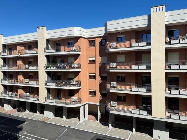 appartamento in vendita a Roma in zona Massimina/Casal Lumbroso