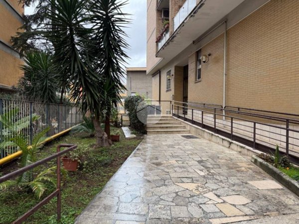 appartamento in vendita a Roma in zona Collatino