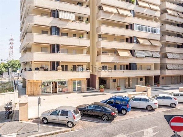 appartamento in vendita a Roma in zona Appio Claudio