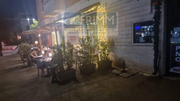 negozio in vendita a Roma in zona Prenestino-Centocelle
