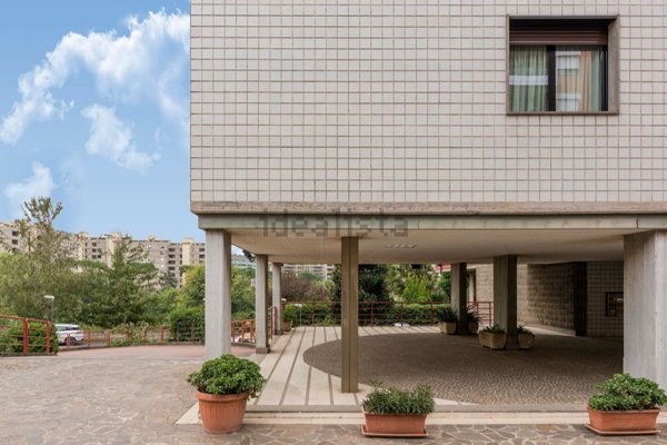 appartamento in vendita a Roma in zona Ardeatino